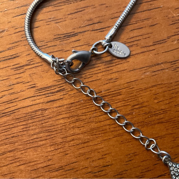 Beautiful Lia Sophia Long necklace with pendant - Picture 6 of 7